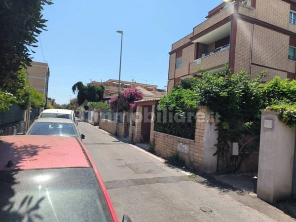 appartamento in vendita a Fiumicino in zona Focene