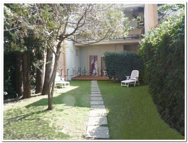 casa indipendente in vendita a Fiumicino in zona Fregene