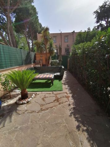 casa indipendente in vendita a Fiumicino in zona Fregene
