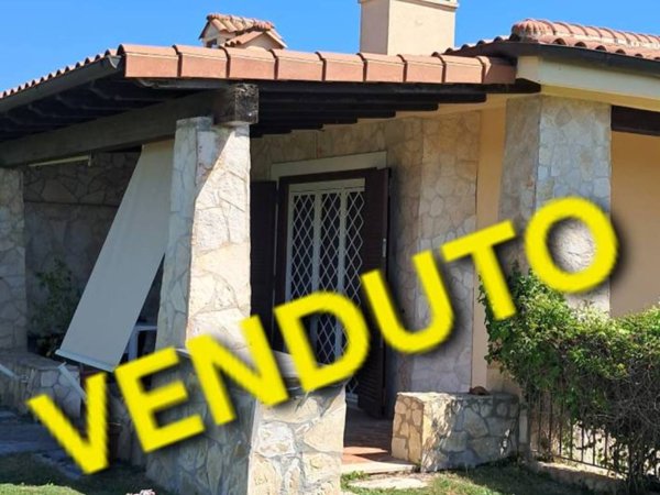 casa indipendente in vendita a Fiumicino in zona Aranova