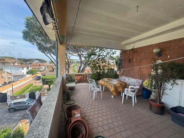 appartamento in vendita a Fiumicino in zona Isola Sacra