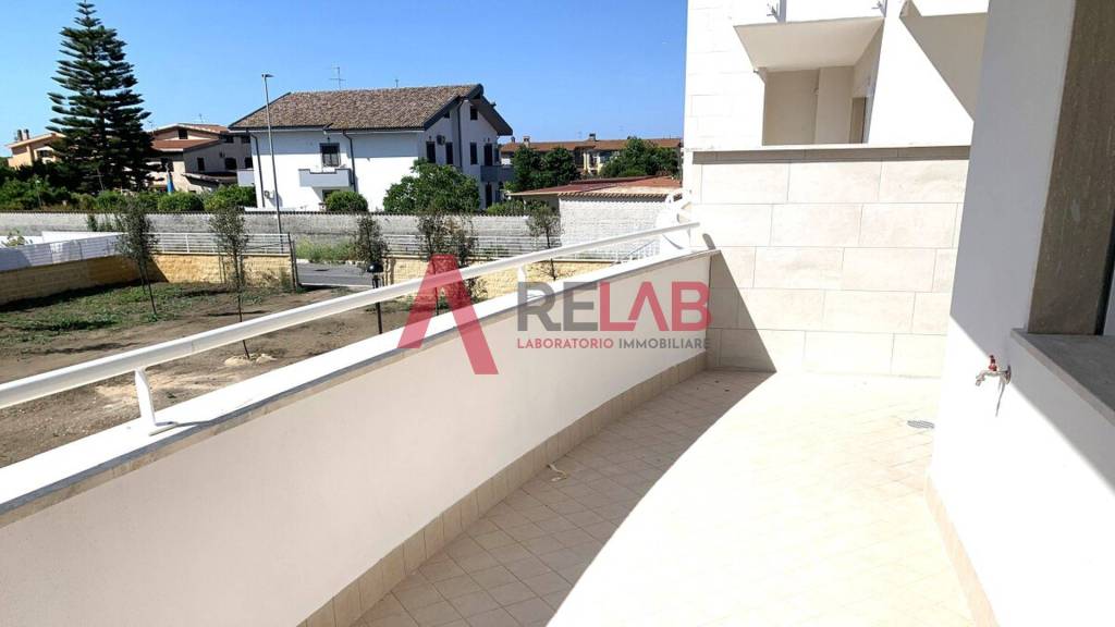 casa indipendente in vendita a Fiumicino in zona Isola Sacra
