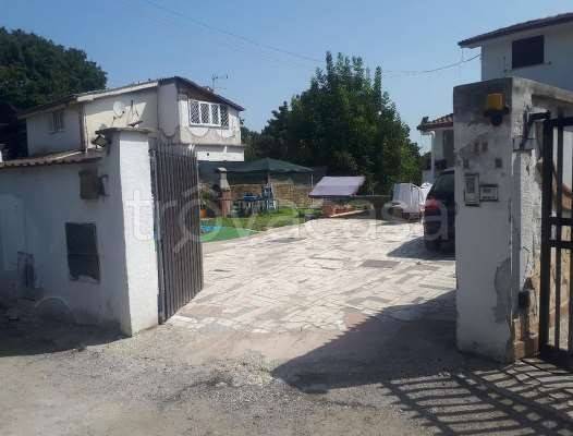 casa indipendente in vendita a Fiumicino in zona Aranova