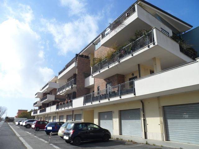 monolocale in vendita a Fiumicino in zona Isola Sacra