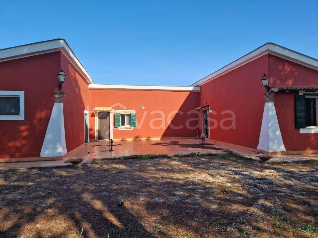 casa indipendente in vendita a Fiumicino in zona Tragliata