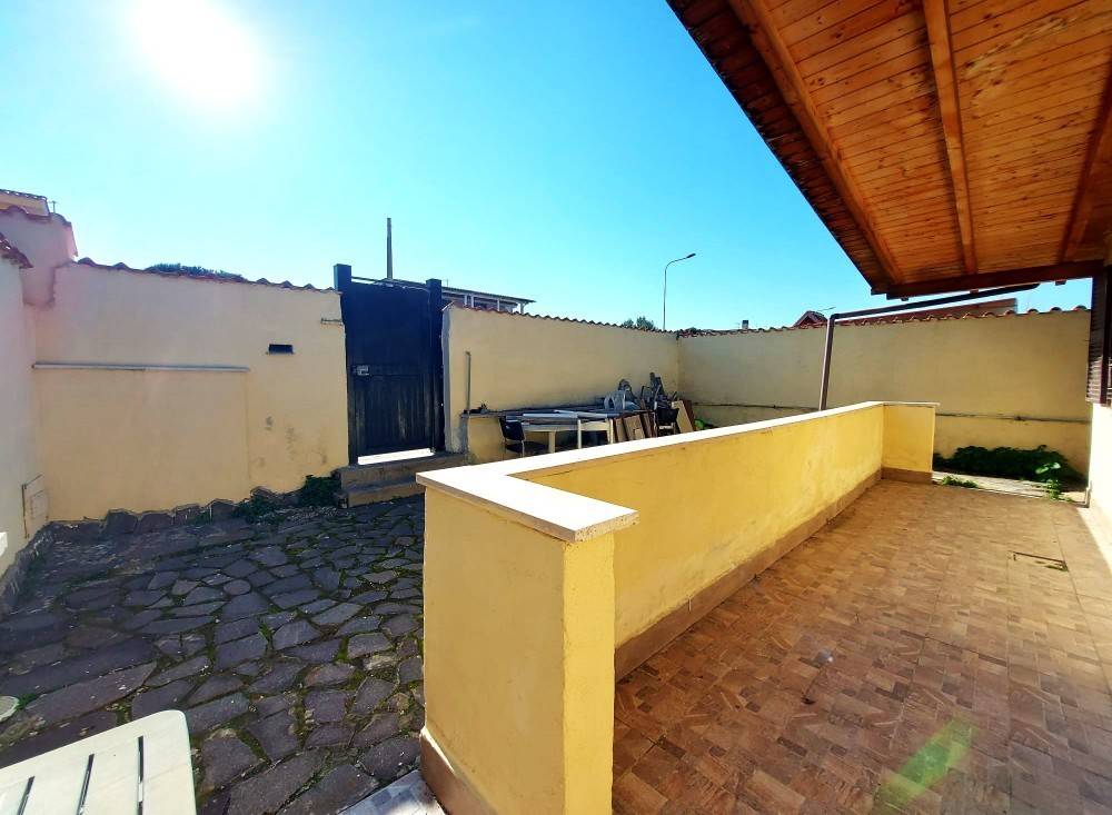 casa indipendente in vendita a Fiumicino in zona Focene