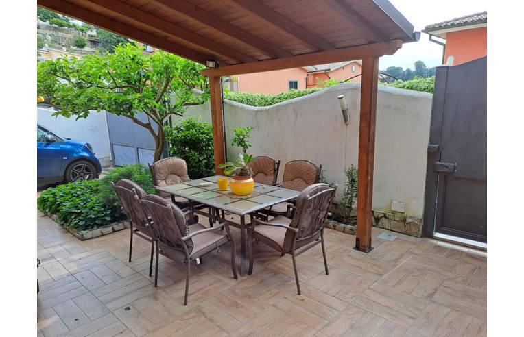 casa indipendente in vendita a Fiumicino in zona Aranova