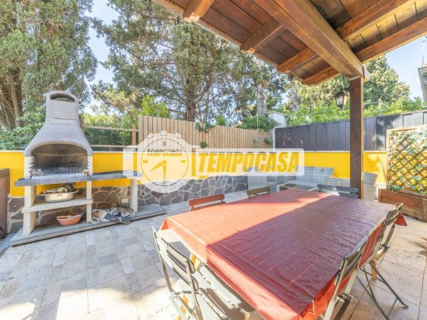 casa indipendente in vendita a Fiumicino in zona Aranova