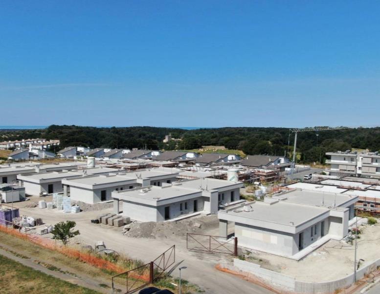 casa indipendente in vendita a Fiumicino in zona Aranova