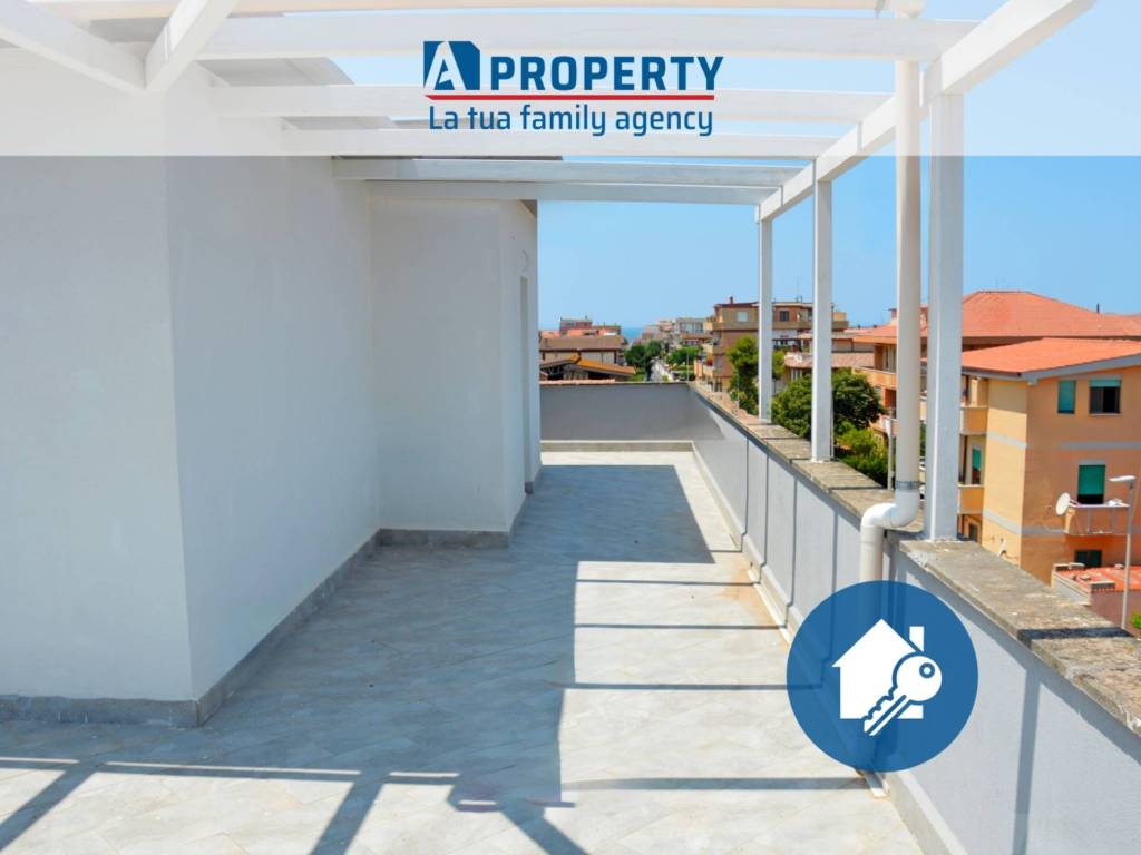 appartamento in vendita a Fiumicino in zona Isola Sacra