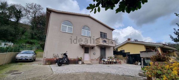 casa indipendente in vendita a Fiumicino in zona Aranova