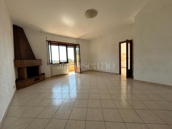 casa indipendente in vendita a Fiumicino in zona Isola Sacra