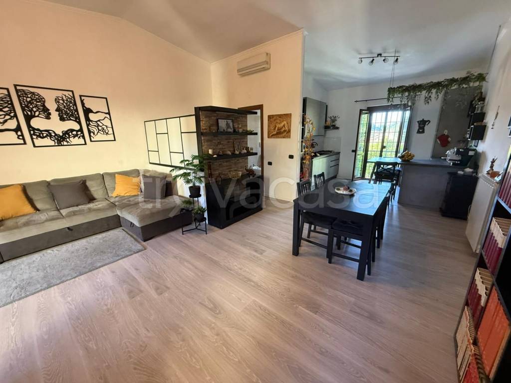 casa indipendente in vendita a Fiumicino in zona Aranova
