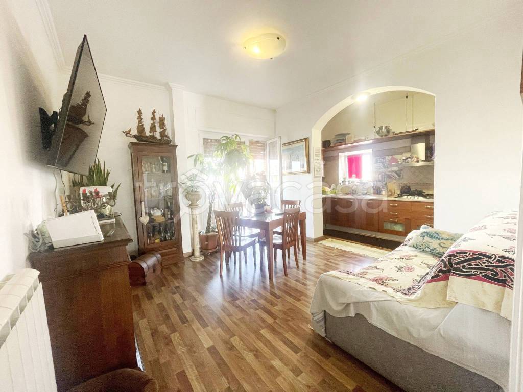 appartamento in vendita a Fiumicino in zona Isola Sacra