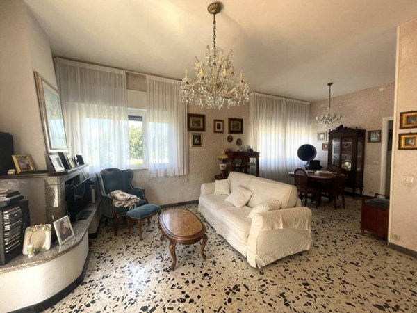 appartamento in vendita a Fiumicino in zona Fregene