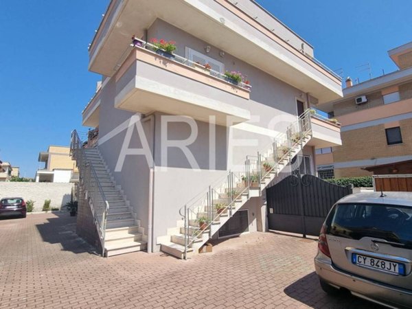appartamento in vendita a Fiumicino in zona Focene