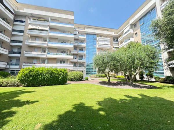 appartamento in vendita a Fiumicino in zona Isola Sacra