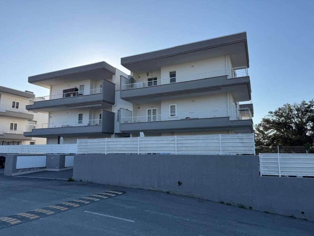 appartamento in vendita a Fiumicino in zona Aranova