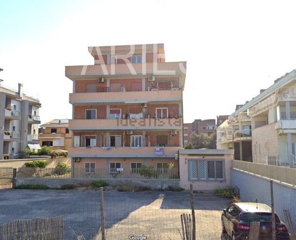 appartamento in vendita a Fiumicino in zona Isola Sacra