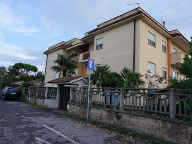 appartamento in vendita a Fiumicino in zona Isola Sacra