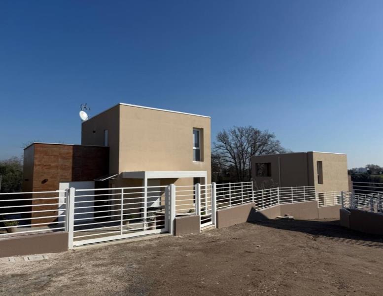 casa indipendente in vendita a Fiumicino in zona Aranova