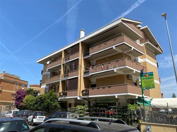 appartamento in vendita a Fiumicino in zona Isola Sacra