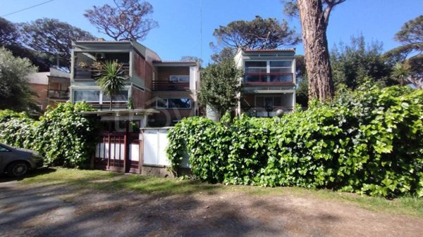 appartamento in vendita a Fiumicino in zona Fregene