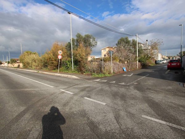 terreno agricolo in vendita a Fiumicino in zona Fregene