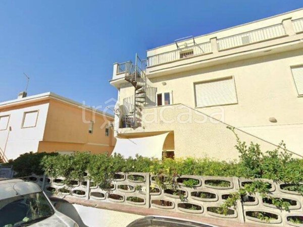 appartamento in vendita a Fiumicino in zona Passo Oscuro