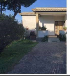 casa indipendente in vendita a Fiumicino in zona Maccarese