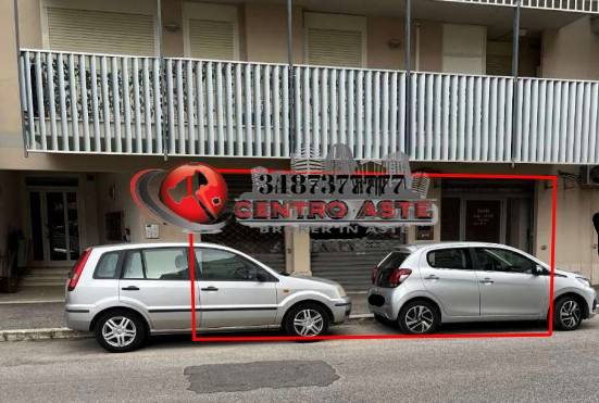 negozio in vendita a Fiumicino