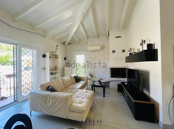 casa indipendente in vendita a Fiumicino in zona Aranova