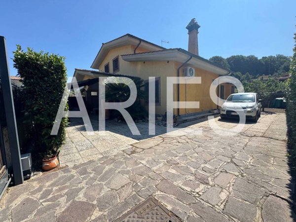 casa indipendente in vendita a Fiumicino in zona Aranova