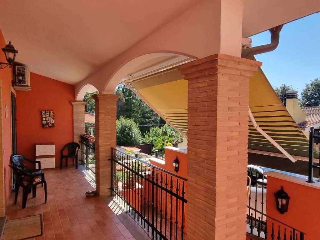 casa indipendente in vendita a Fiumicino in zona Aranova