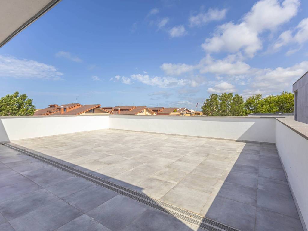 appartamento in vendita a Fiumicino in zona Focene