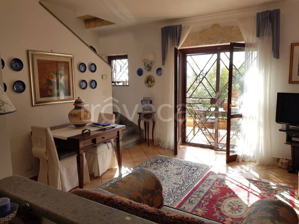 casa indipendente in vendita a Fiumicino in zona Aranova