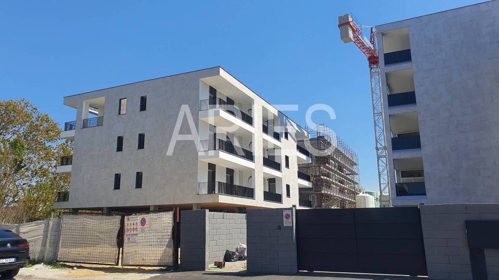 appartamento in vendita a Fiumicino in zona Isola Sacra