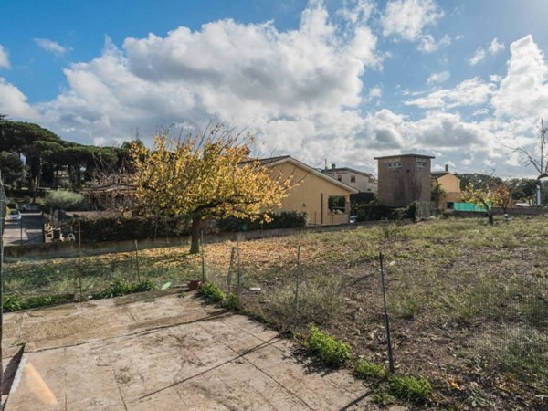 terreno agricolo in vendita a Fiumicino in zona Aranova