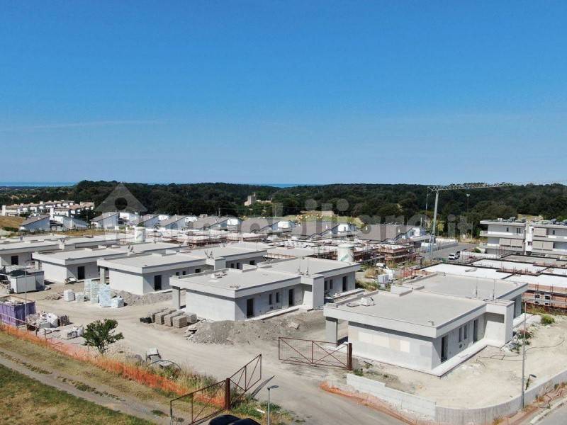 casa indipendente in vendita a Fiumicino in zona Aranova