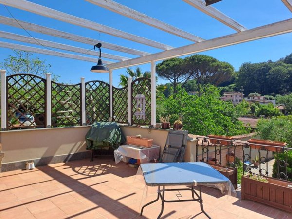 casa indipendente in vendita a Fiumicino in zona Torrimpietra