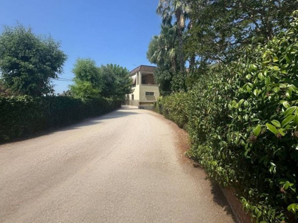 casa indipendente in vendita a Fiumicino in zona Maccarese