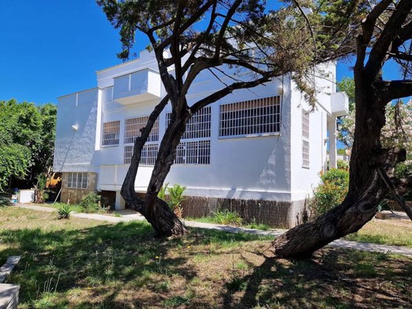 casa indipendente in vendita a Fiumicino in zona Fregene