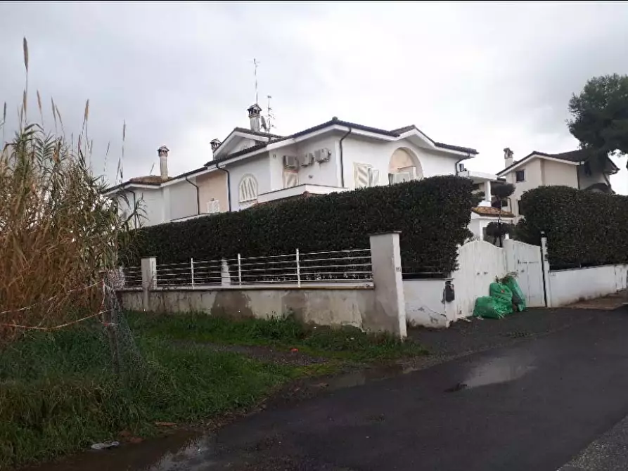 casa indipendente in vendita a Fiumicino in zona Fregene