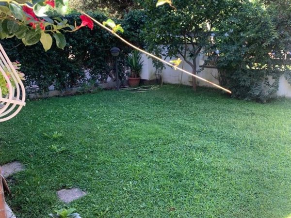 casa indipendente in vendita a Fiumicino in zona Fregene