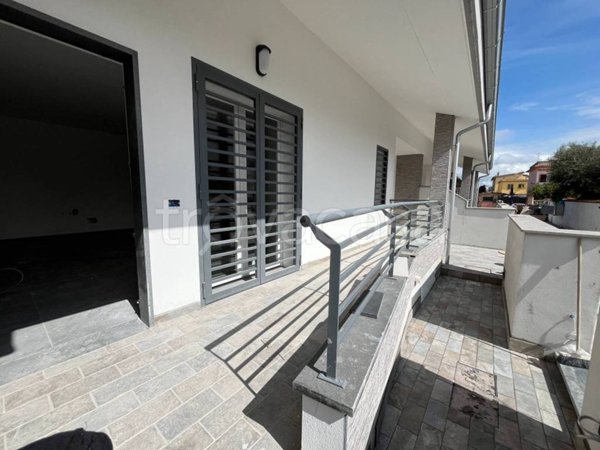 casa indipendente in vendita a Fiumicino in zona Isola Sacra