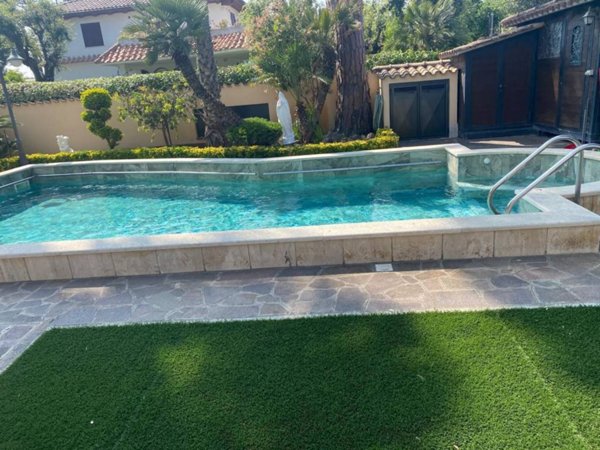 casa indipendente in vendita a Fiumicino in zona Maccarese
