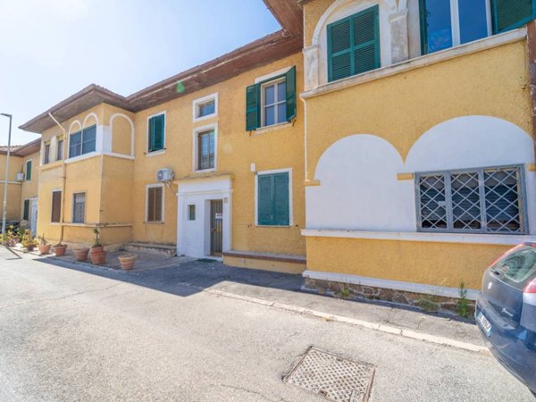 appartamento in vendita a Fiumicino in zona Isola Sacra