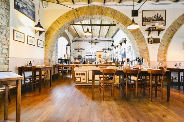 negozio in vendita a Fiumicino in zona Maccarese