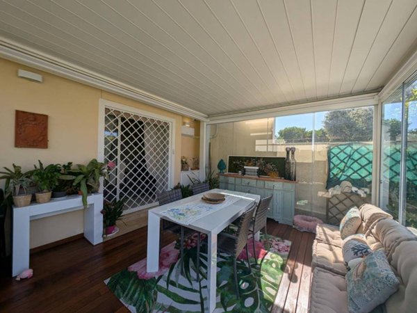 casa indipendente in vendita a Fiumicino in zona Fregene