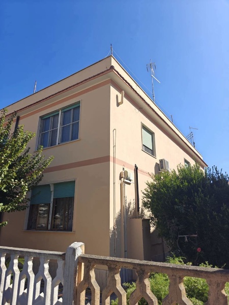 appartamento in vendita a Fiumicino in zona Isola Sacra